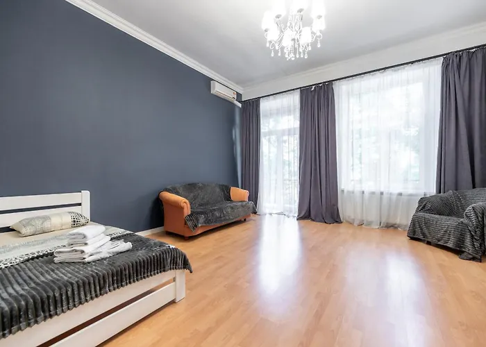 Apartment Evropeiska Street